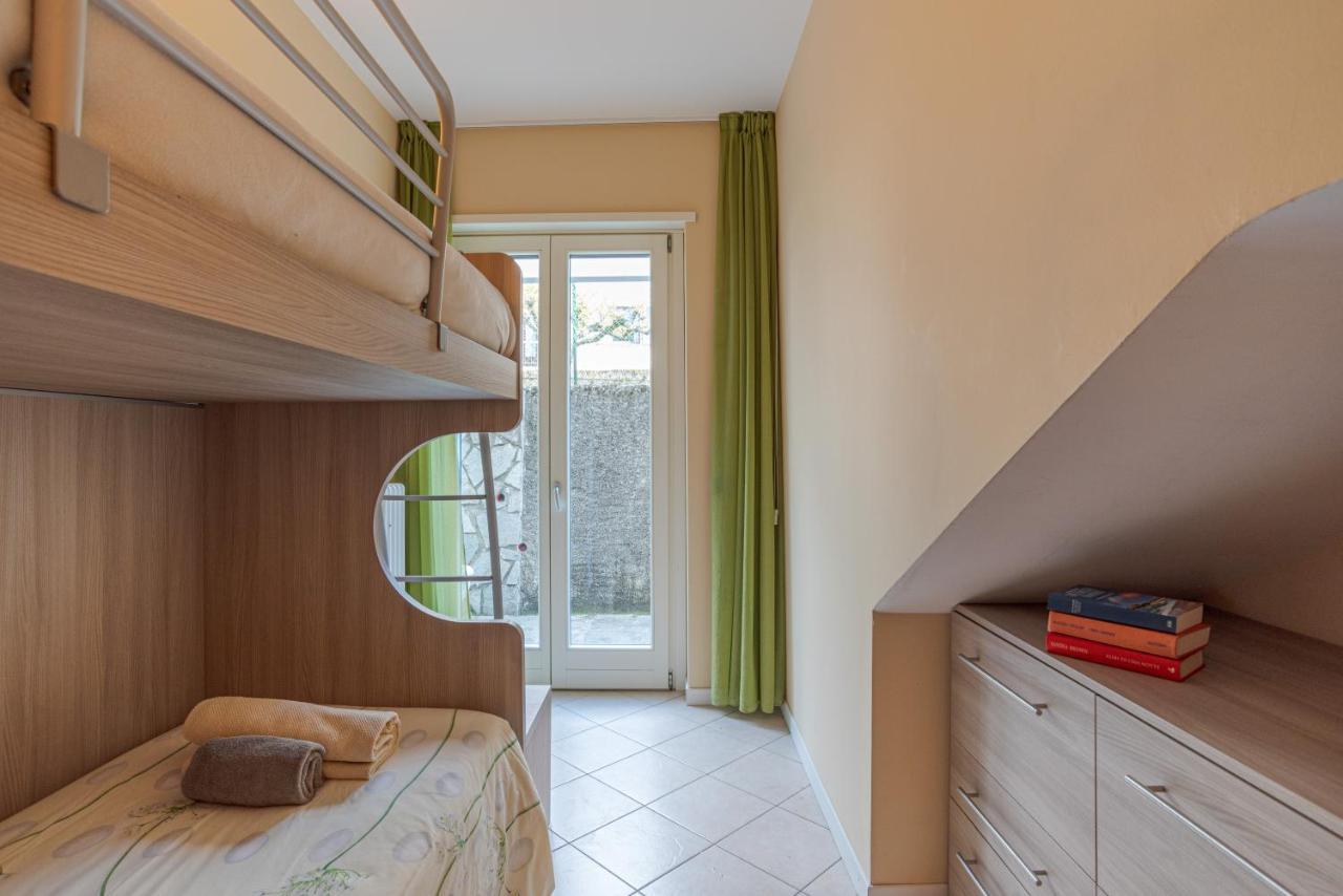 Lake Como Apartment With Balcony And Private Parking Ossuccio Kültér fotó