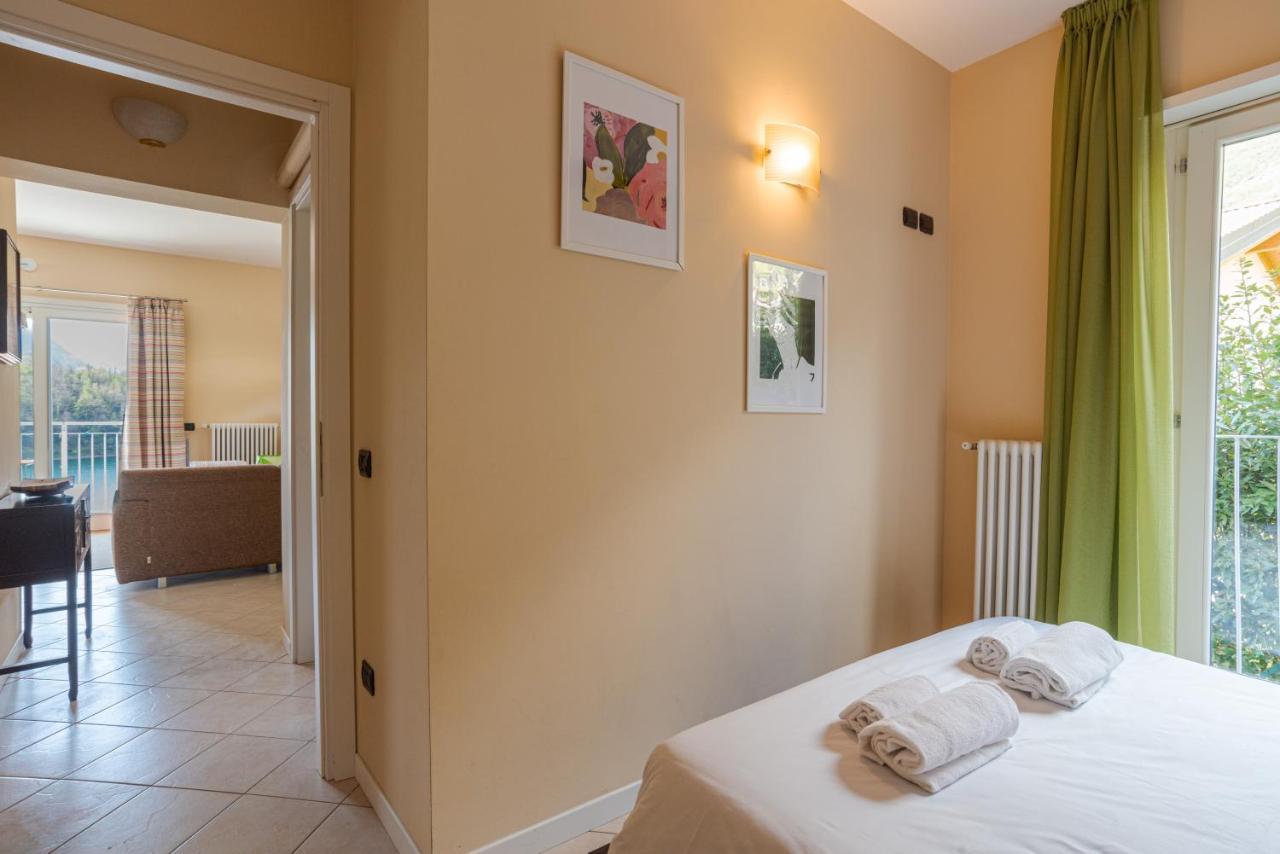 Lake Como Apartment With Balcony And Private Parking Ossuccio Kültér fotó