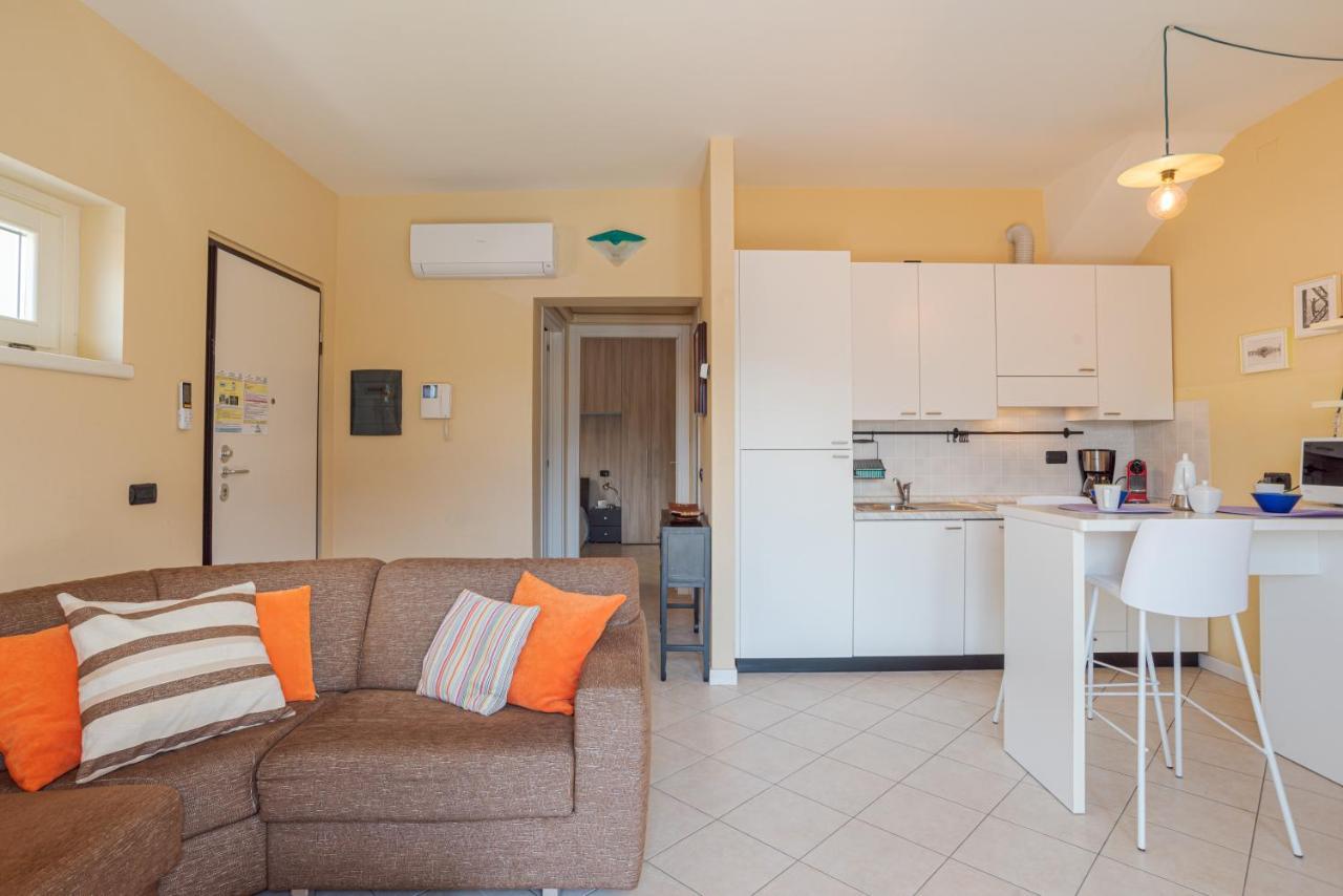 Lake Como Apartment With Balcony And Private Parking Ossuccio Kültér fotó